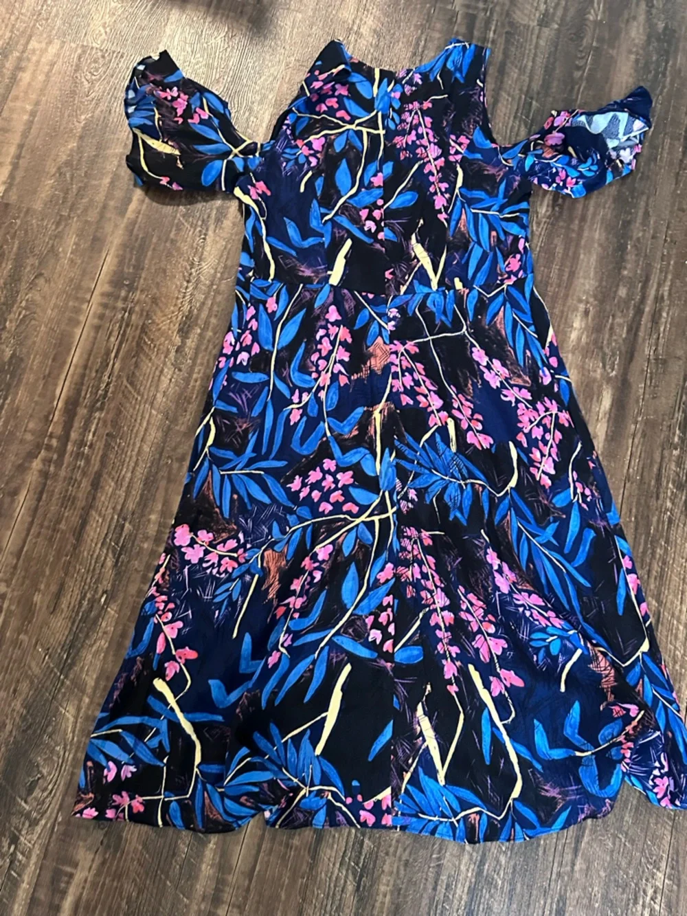 MaeveantrophologieBlack Cold-Shoulder Mini Dress with Blue and Pink Floral Print - Picture 4 of 7